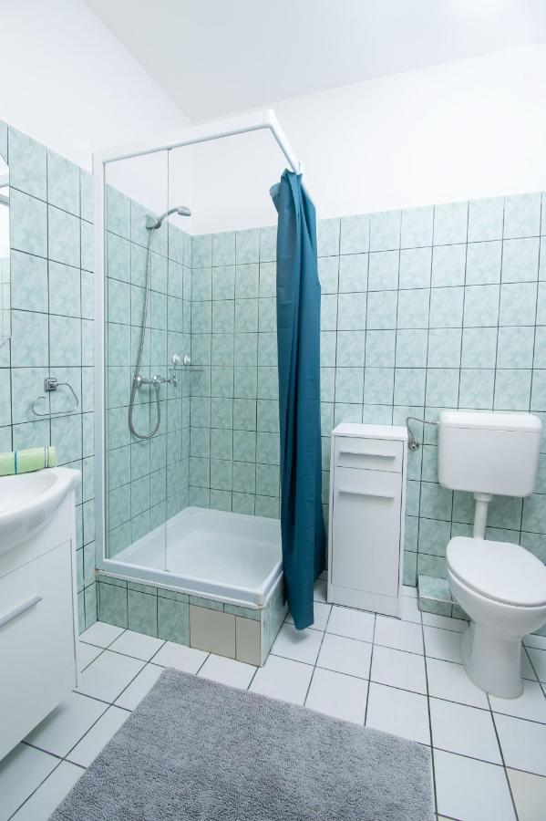 Lux Apartmanok Hajdúszoboszló Exteriör bild